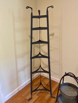 Free Standing Pots/Pans Shelves