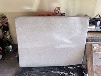 Queen Size Foam Mattress – Great Condition