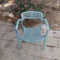 Outdoor aluminum chairs