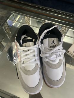 Jordan Retro Sneakers