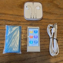 Apple Nano Touch 7th / 8th Gen. A1446, Apple Headphones, New Case & Charger