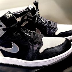 Air Jordan 1 Retro High OG 'Satin Shadow'
