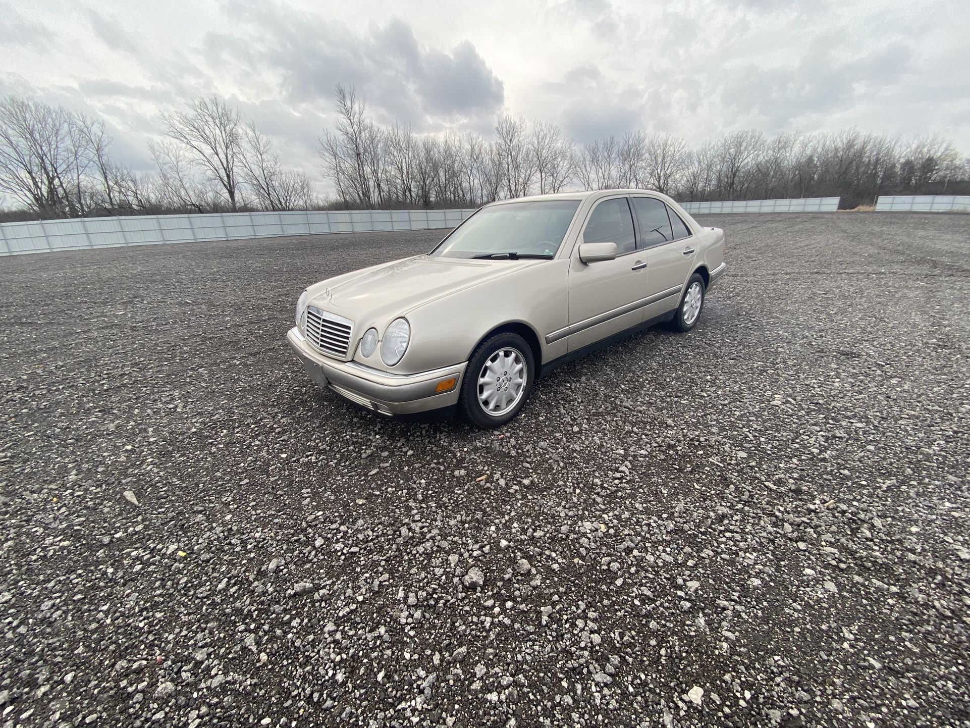 1996 Mercedes-Benz E-Class