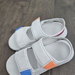 Adidas Girl Sandal Size 12