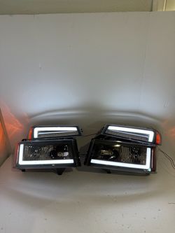 Chevy Colorado 2004-2014 headlights