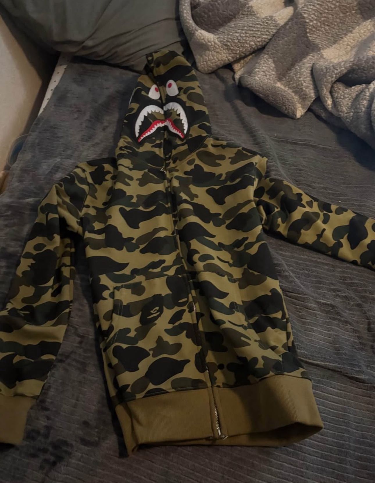 green bape hoodie