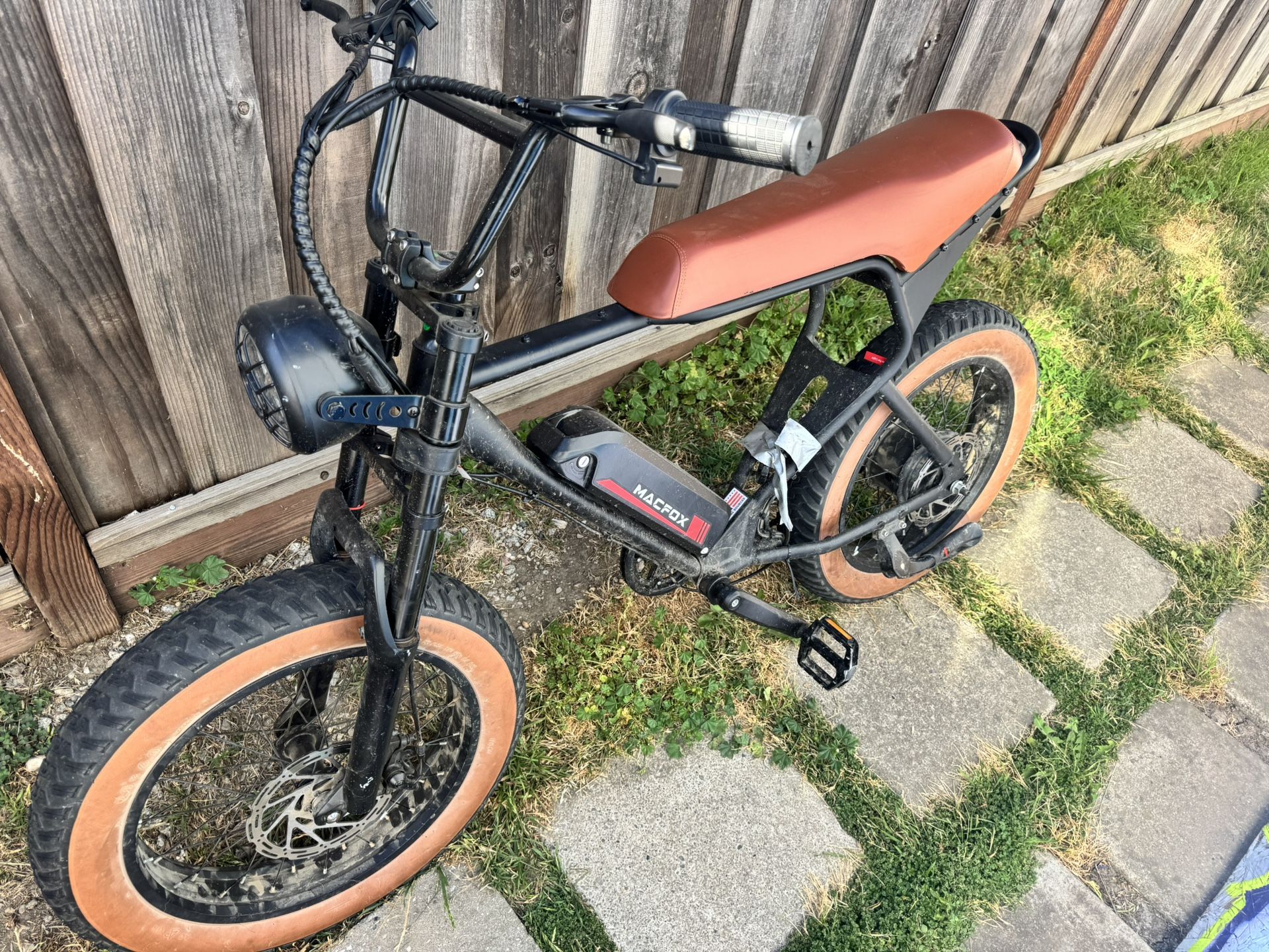 Macfox x1 E-bike (NEED GONE) PRICE ADJUSTABLE