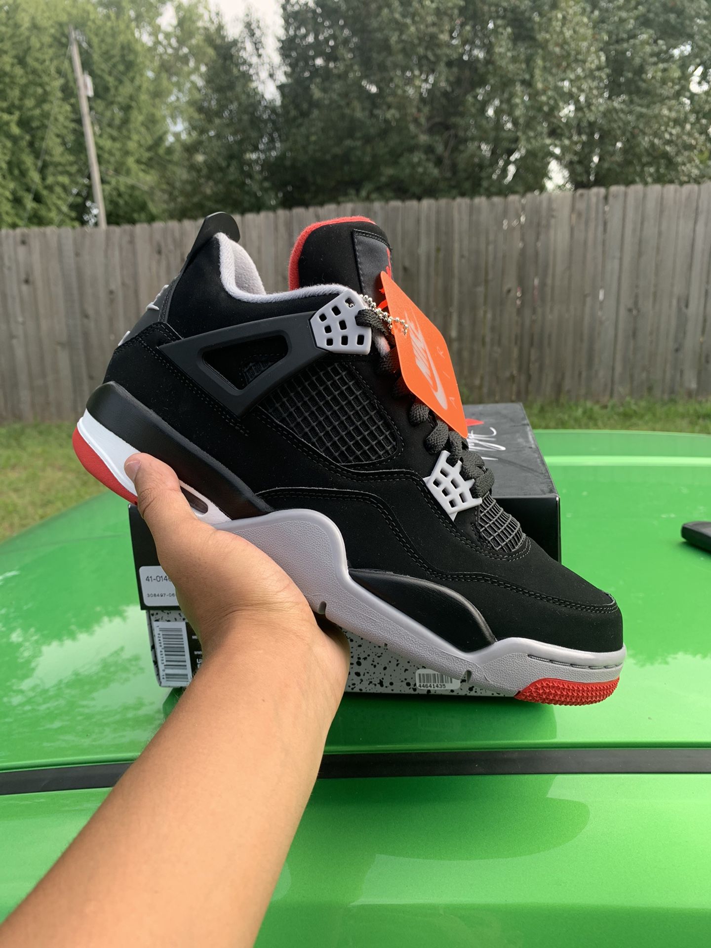 Jordan 4 breds