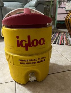 Igloo 400 Series Industrial Water Cooler