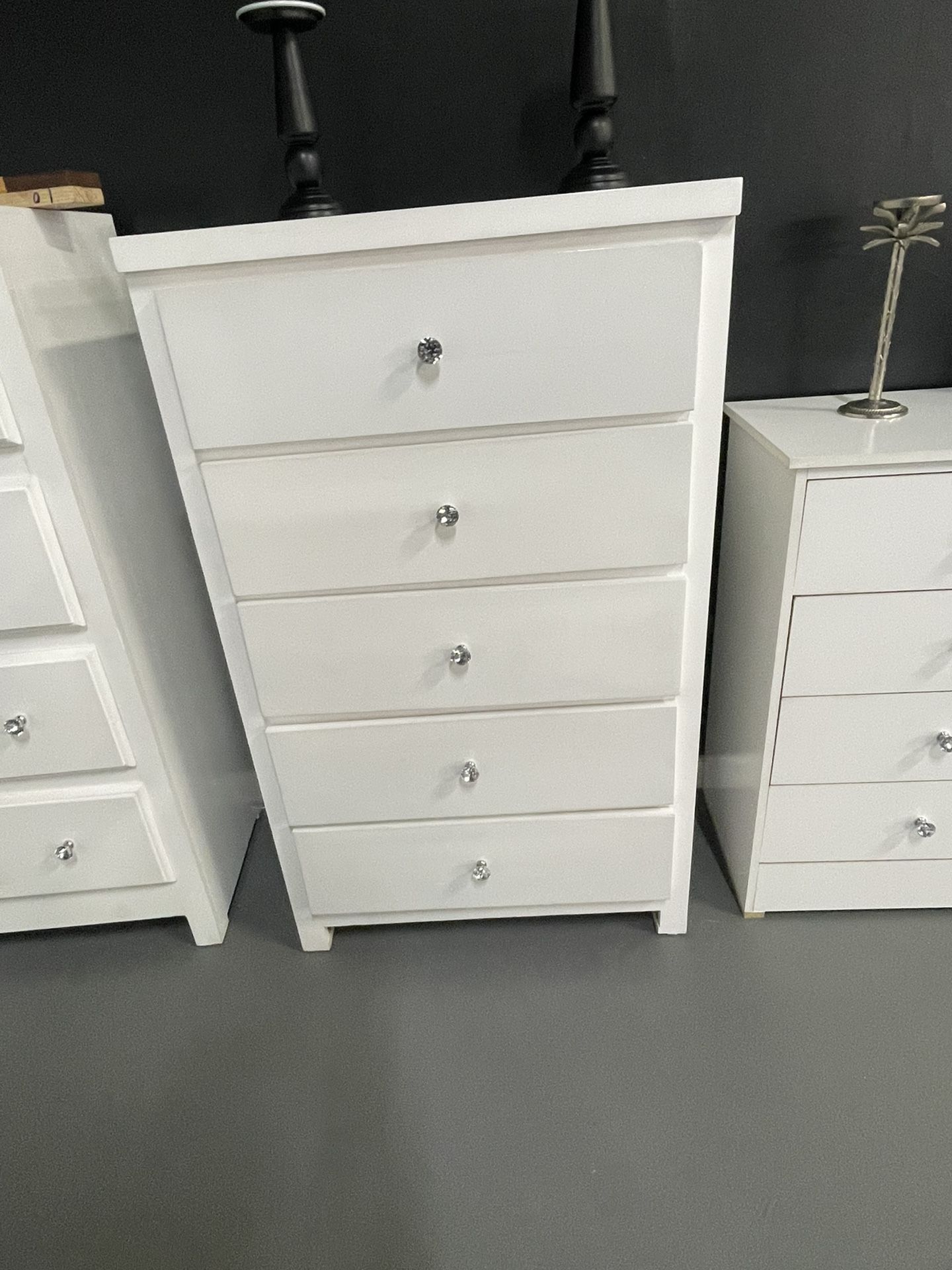 Gloss White 5- Drawer Solid Wood Chest