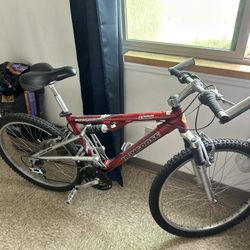 Mongoose Mountain bike