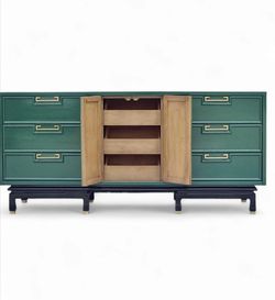 Long Green Vintage Triple Dresser Lacquer High Gloss Wood Bedroom Furniture  Credenza Buffet Sideboard for Sale in Conyers, GA - OfferUp