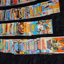 Lot Of 100 VINTAGE DC COMIC BOOKS 