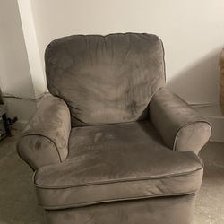 Rocking Chair Recliner - Silla Mesedora Reclinable