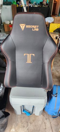 Secretlab Titan Gaming Chair