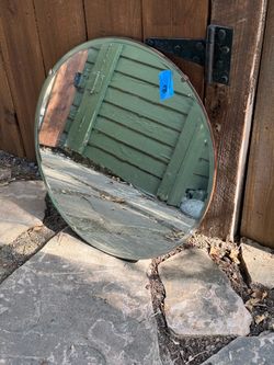 Round Mirror