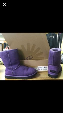 Purple uggs size 7 new in box