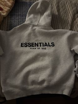 Essential hoodie