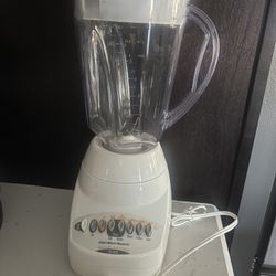 Hamilton Beach 10 Speed Blender-Like New Condition 