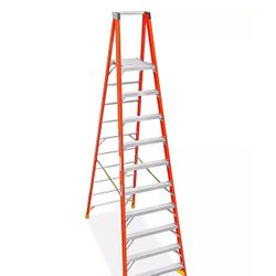 12’ Platform Ladder Werner 