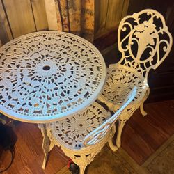 Metal Table And Chair Set 