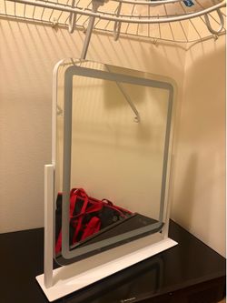 Makeup mirror