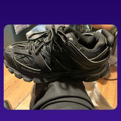 Balenciaga $$$$$.   100.00