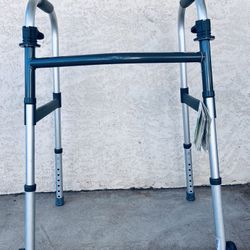 Adult Walker | Invacare Dual-Release