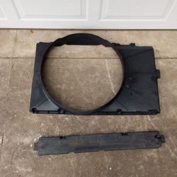Chevy/GMC Fan Shroud And Cover 