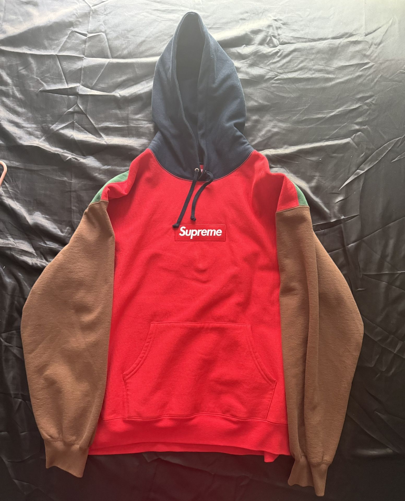 Supreme Hoodie