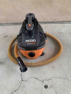 RIDGID Shop Vacuum