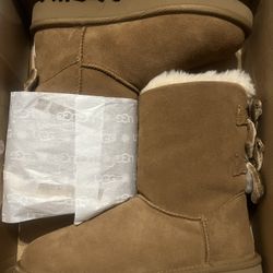 Uggs Bailey Bow Velvet Ribbon 