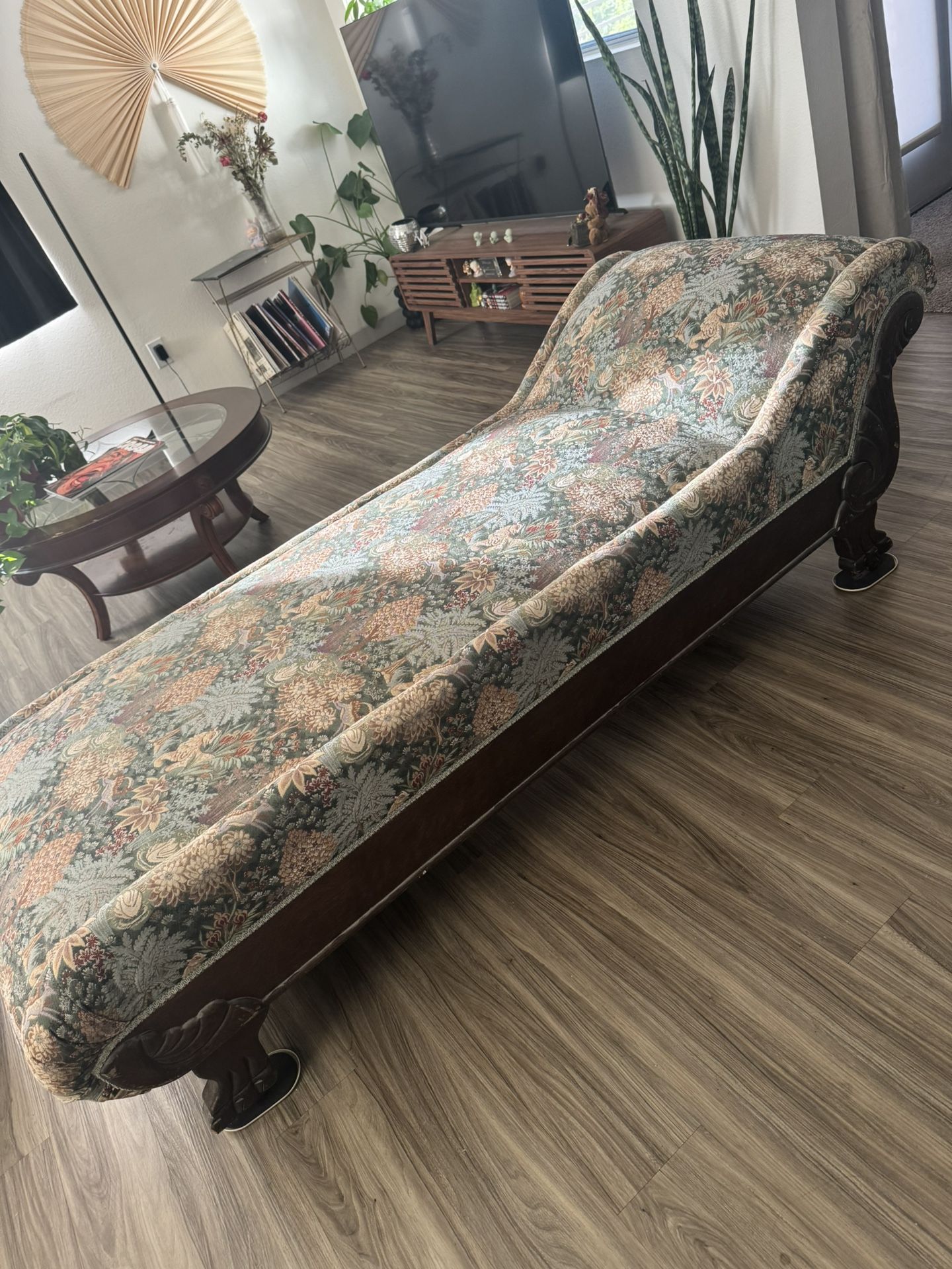 Vintage Lounge Chair