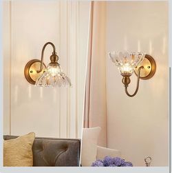 Vintage Brass Wall Sconce Bronze Bathroom Wall Light Made of Electroplated Copper Body and Pressed Patterned Glass Retro Vanity Lights for Bedroom, Do
