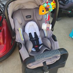 Evenflo Infant Seat with Base