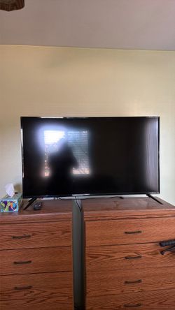 Insignia 55” TV