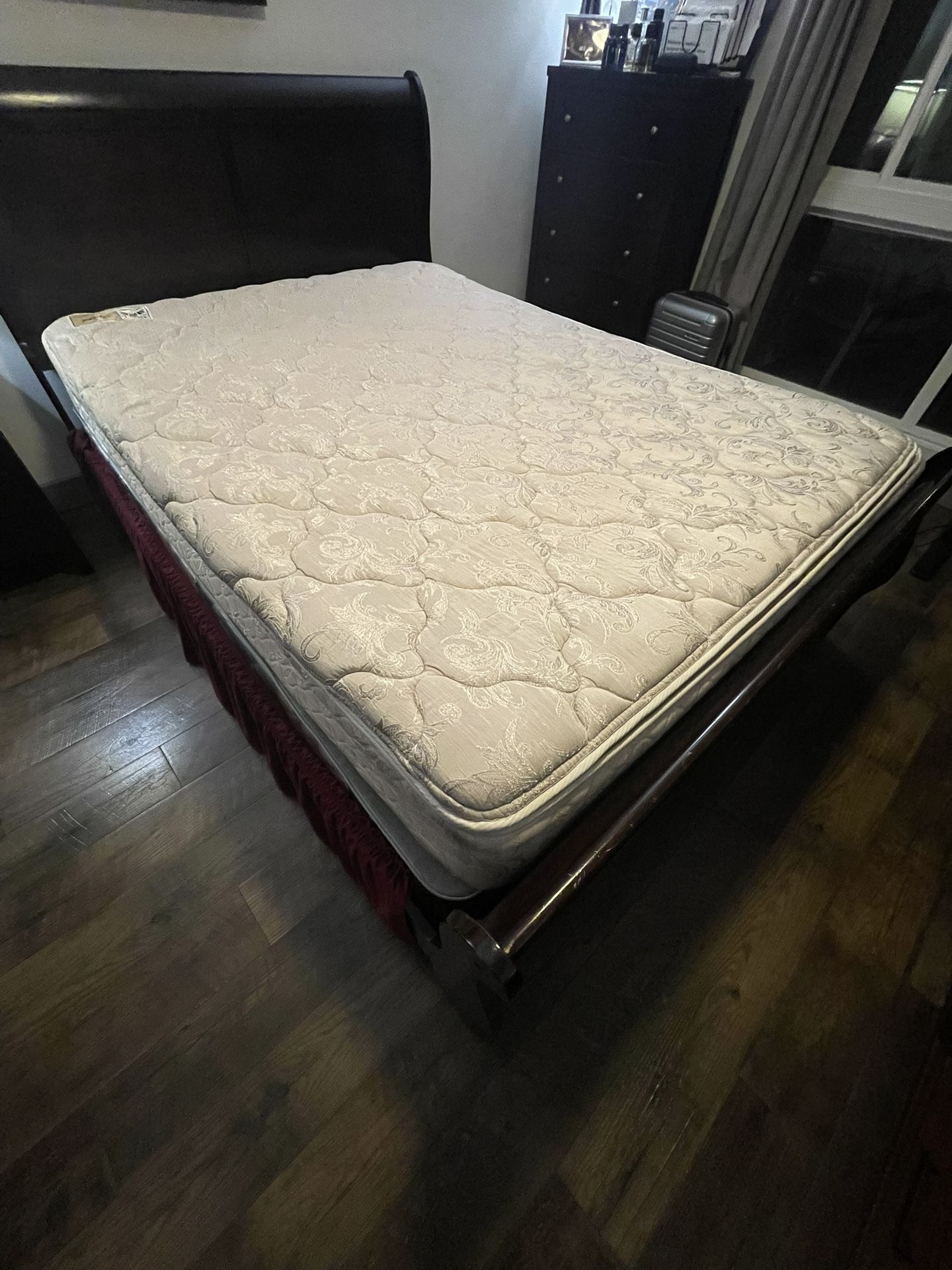 Pillow top Queen Mattress & Box Spring- FREE