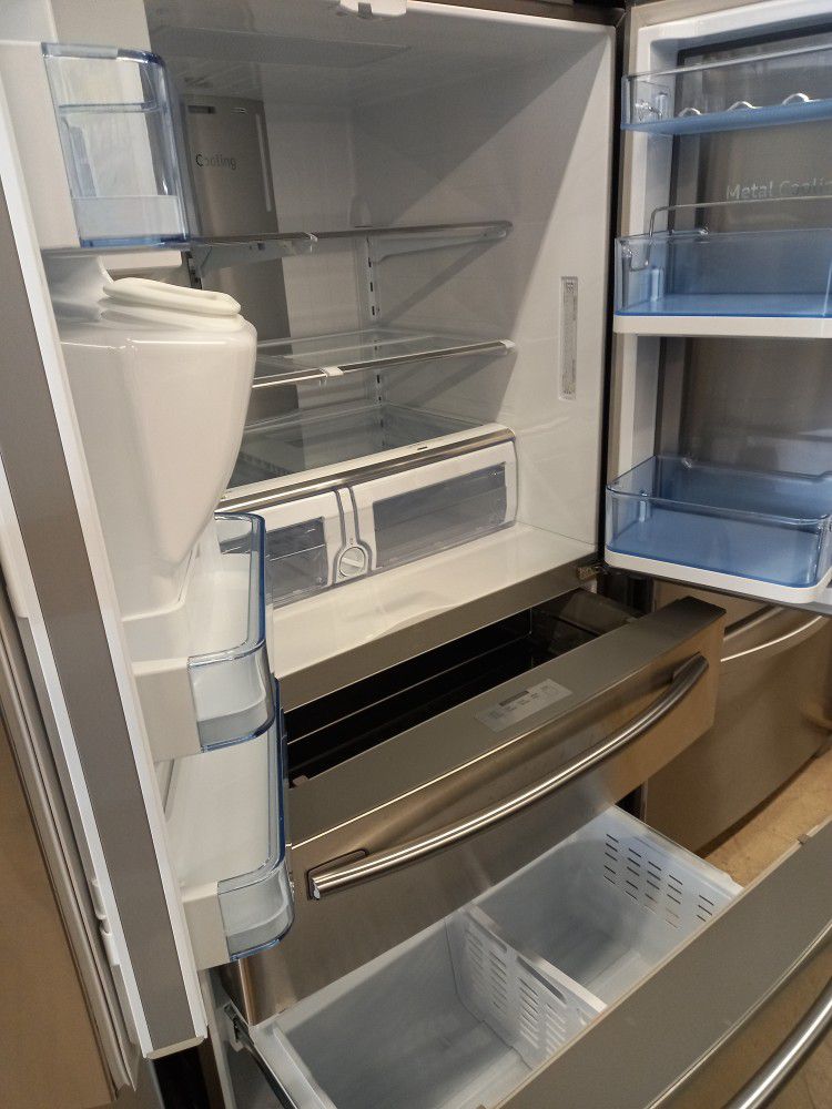 Freezer/Congelador Premium 3.4 Cu Ft for Sale in Hialeah, FL - OfferUp