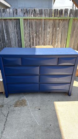Dresser