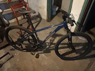 Nishiki Mountain Bike (Medium)