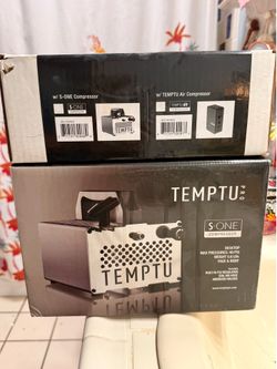 TEMPTU airbrush makeup kit