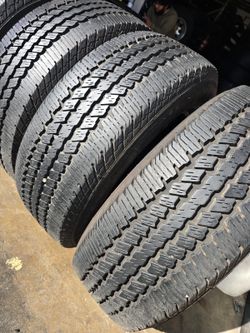 4 used tires Lt275 65r18 Continental Contitrac LOAD RANGE (E) ,10 PLY $299.00