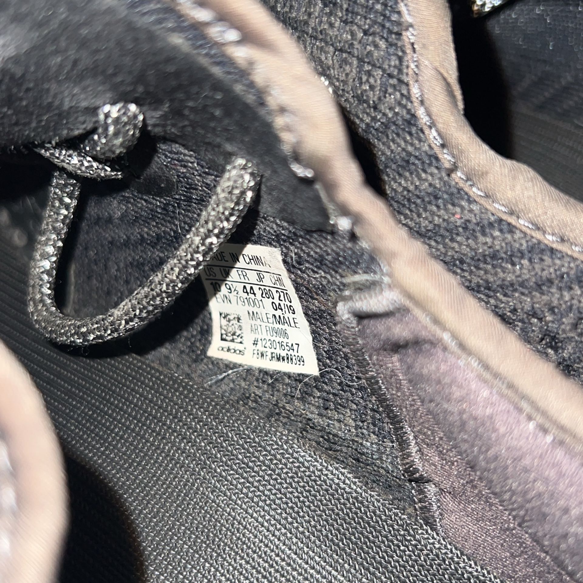 Yeezy main image 2