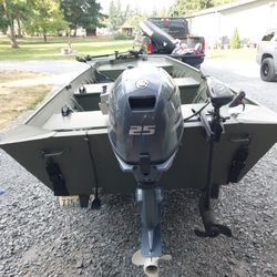 Alumacraft 1448 Boat