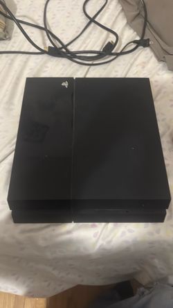 Sony PlayStation 4 Console, color black {THROW OFFERS}