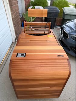 Health Mate Essential Lounge (half sauna)