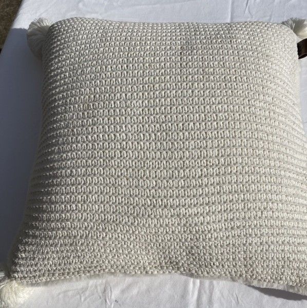 2 ugg cameron chenille knit square throw pillow in seal