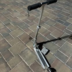 RAZER LIKE SCOOTER