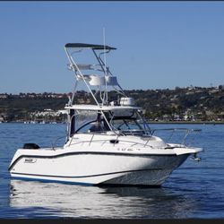 Boston Whaler 255 Conquest