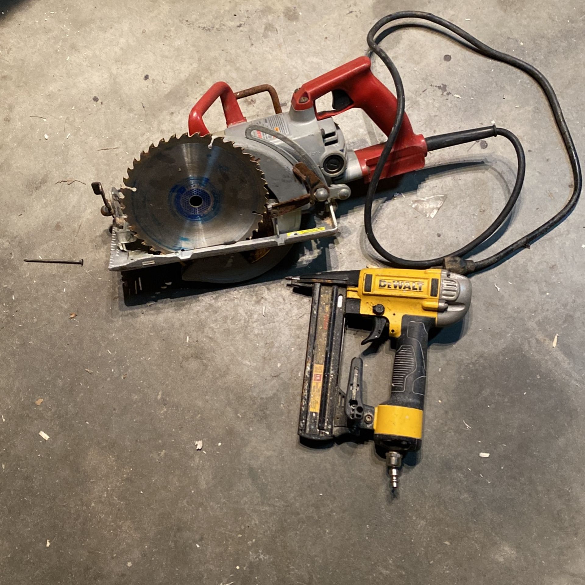 Dewalt Staple Gun And Skill Saw With Blades